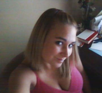 Mariëlle uit Zuid-Holland,Nederland